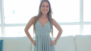Lilly Ford Loses Virginity - Rough and Raw - putains passionnées en HD BIGWHORE.COM