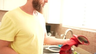 Family Fun with Tattooed Brunette and Stepdad - prostitutas apaixonadas em HD BIGWHORE.COM