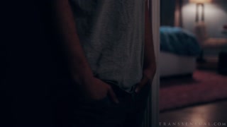 Tony Sting's Blowjob from Izzy Wilde - putains passionnées en HD BIGWHORE.COM