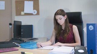 Fingering a Young Babe - putains passionnées en HD BIGWHORE.COM