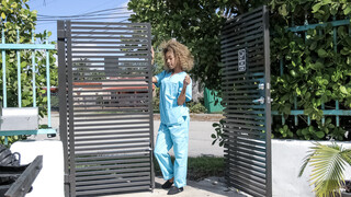 Dick Diagnosis for Stepsisters - namiętne dziwki w HD BIGWHORE.COM