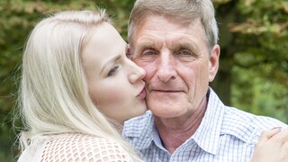 Close Up Action with Patrik and Katy - HDの情熱的な娼婦 BIGWHORE.COM