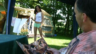 Natural Tits in the Great Outdoors - putains passionnées en HD BIGWHORE.COM