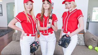 Leda and Lynn's Hot Home Run - โสเภณีที่มีความหลงใหลใน HD BIGWHORE.COM