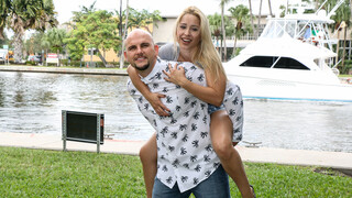 Stepfamily Espionage - puttane appassionate in HD BIGWHORE.COM