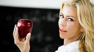 MILF Alexis Fawx Squirts on Ricky Johnson’s Massive Dick - HDの情熱的な娼婦 BIGWHORE.COM