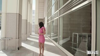 Bella Rolland's Outdoor Fuck - puttane appassionate in HD BIGWHORE.COM