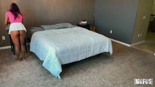 Stuck with a Latina Cutie - puttane appassionate in HD BIGWHORE.COM