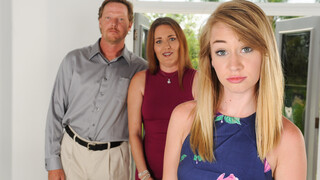Step Daddy's Discipline - putains passionnées en HD BIGWHORE.COM