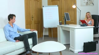Spooning with Alessandro Leads to Blowjob - prostitutas apaixonadas em HD BIGWHORE.COM
