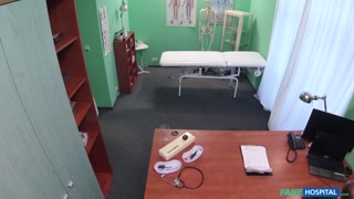 Amateur Redhead Sucks Doctor's Cock for Cash - pelacur berahi dalam HD BIGWHORE.COM
