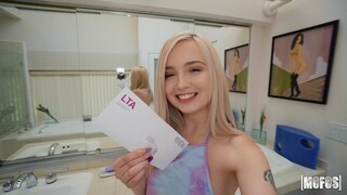 Short Haired Siren Lexi Lore in Academic Anal Scene - putains passionnées en HD BIGWHORE.COM