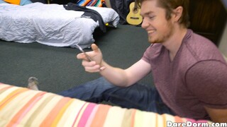 Cumshot Party with Alex D and Zoey Laine - putains passionnées en HD BIGWHORE.COM