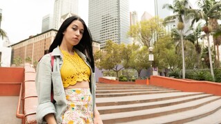 Outdoor Fun with the Athletic Brunette - 激情的妓女高清 BIGWHORE.COM
