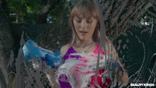 Angel Youngs' Tattooed Body - curve pasionate în HD BIGWHORE.COM