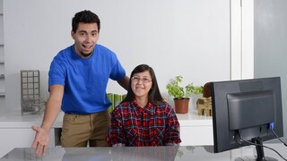 Handjob and Gagging - putains passionnées en HD BIGWHORE.COM