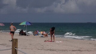 Amateur Latina Teen Cumshot at Beach - putains passionnées en HD BIGWHORE.COM