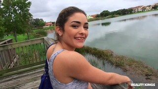 Ducati's Brunette Beauty - pelacur berahi dalam HD BIGWHORE.COM