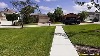Short Hair Babe Gets Deepthroat - passionate whores in HD BIGWHORE.COM