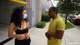 Tattooed Brunette's Deepthroat - prostitutas apaixonadas em HD BIGWHORE.COM