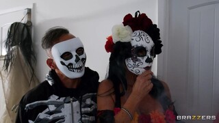 Big Cock Blowjob with Van Wylde and Rita - putains passionnées en HD BIGWHORE.COM