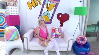 Teen Jessie Saint in Stockings Deepthroat - leidenschaftliche Huren in HD BIGWHORE.COM