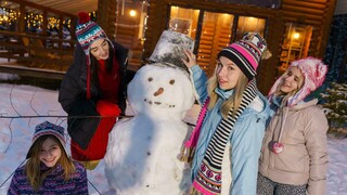 Snow Bunnies Hardcore Action - prostitutas apaixonadas em HD BIGWHORE.COM