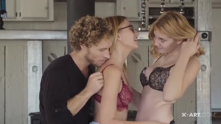Blonde Beauty Gets Cum For A Ride - namiętne dziwki w HD BIGWHORE.COM