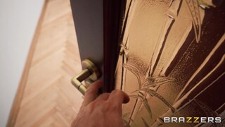 Mia's Steamy Solo Session - putains passionnées en HD BIGWHORE.COM
