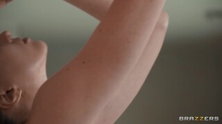 Christian Clay Fucks Stacy in the Pool - gái điếm đam mê ở HD BIGWHORE.COM