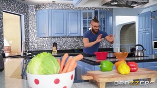 Corvus Takes Caliente - putains passionnées en HD BIGWHORE.COM