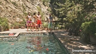 Group Sex Swinging with Lyla and Alexa - namiętne dziwki w HD BIGWHORE.COM