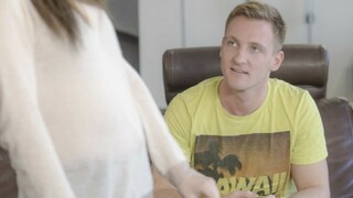Facial for Girlfriend in Gonzo Threesome - puttane appassionate in HD BIGWHORE.COM