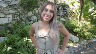 Tour of the House - putains passionnées en HD BIGWHORE.COM