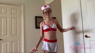 Amateur Nurse Riley Star POV Scene - puttane appassionate in HD BIGWHORE.COM