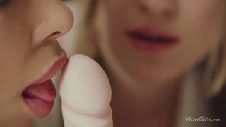 Masturbation and More with Naomi - pelacur berahi dalam HD BIGWHORE.COM