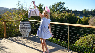 Teen Coco Lovelock Riding Cock Like A Bunny - HD의 열정적인 창녀 BIGWHORE.COM