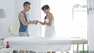 Teen Massage Turns Wild – Haley and Nikolas Relieve Stress - pelacur berahi dalam HD BIGWHORE.COM