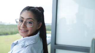 Teen in Braces Gets Rough Anal Action - leidenschaftliche Huren in HD BIGWHORE.COM