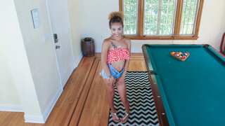 Tiny Teen Xianna Hill Full of Jax Slayher's Dick - namiętne dziwki w HD BIGWHORE.COM