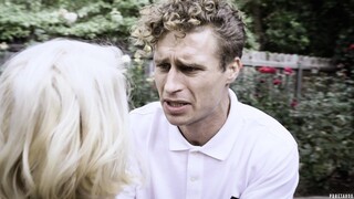 Blonde Stepmom Squirts On Stepson's Big Cock - 激情的妓女高清 BIGWHORE.COM