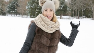 Kristof Cale Pounds Shona River’s Tight Ass in Winter Wonder - namiętne dziwki w HD BIGWHORE.COM
