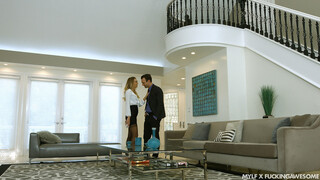 Real Estate MILF Bangs Hard - Natalia Starr & Alex Legend - putains passionnées en HD BIGWHORE.COM