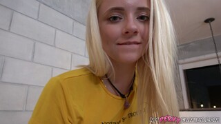 Small tits teen stepsister deepthroats and swallows cum - passionerade horor i HD BIGWHORE.COM