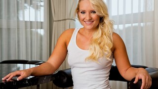 Boning Petite Teen Cali Carter Over Breakfast - gái điếm đam mê ở HD BIGWHORE.COM
