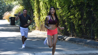 Warm Up Session Turns Hot – Athletic Fuck with Brenna - gepassioneerde hoeren in HD BIGWHORE.COM