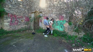 Hardcore Public Anal - Clea Gaultier Pounded Doggystyle - 激情的妓女高清 BIGWHORE.COM