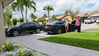 Hot Stepfamily Pool Day - Extra Wet - putains passionnées en HD BIGWHORE.COM