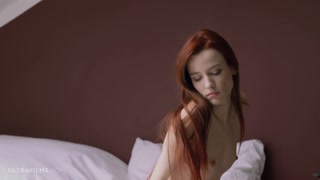 European Redhead Sherice Wakes Up Horny - namiętne dziwki w HD BIGWHORE.COM