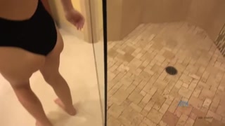Lily Jordan gives steamy girlfriend experience in Hawaii - POV amateur - leidenschaftliche Huren in HD BIGWHORE.COM